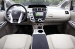 Toyota Prius V 2011 года